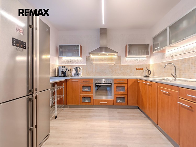 Wohnung 4+kk zum Kauf, 174 m² (7 von 23)