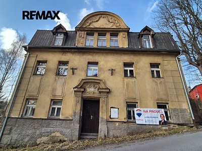 Prodej  vícegeneračního domu 300 m², pozemek 721 m²