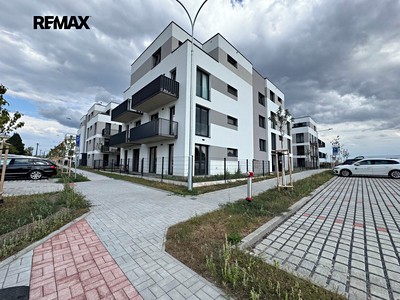 Pronájem bytu 1+kk 38 m²