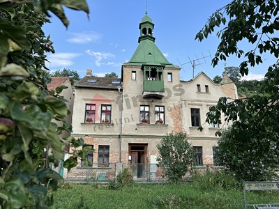 Prodej  rodinného domu 415 m², pozemek 576 m²