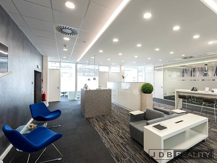 Pronájem kanceláře 110 m² – fotografie 4