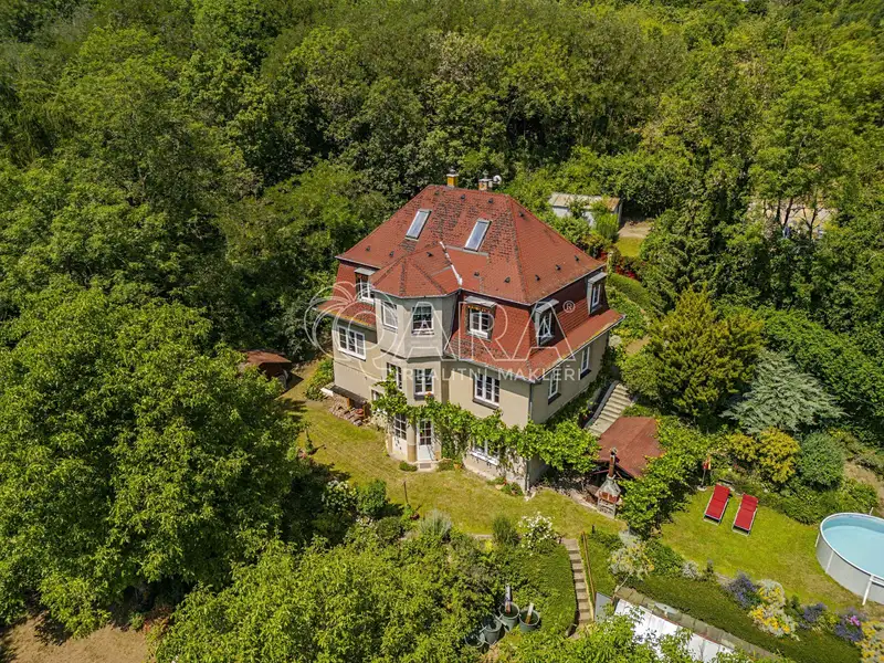 Prodej vícegeneračního domu 244 m², pozemek 1821 m², Roztoky – náhled fotky 2