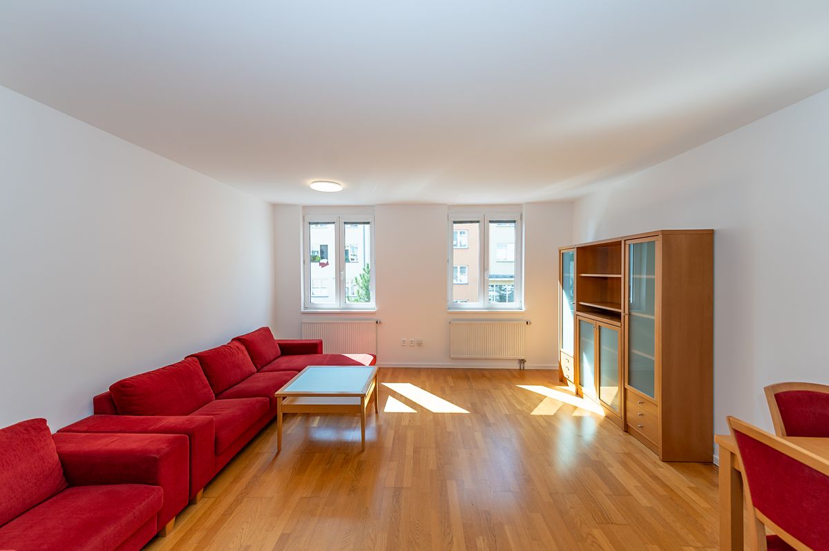 Pronájem bytu 2+kk 69 m²