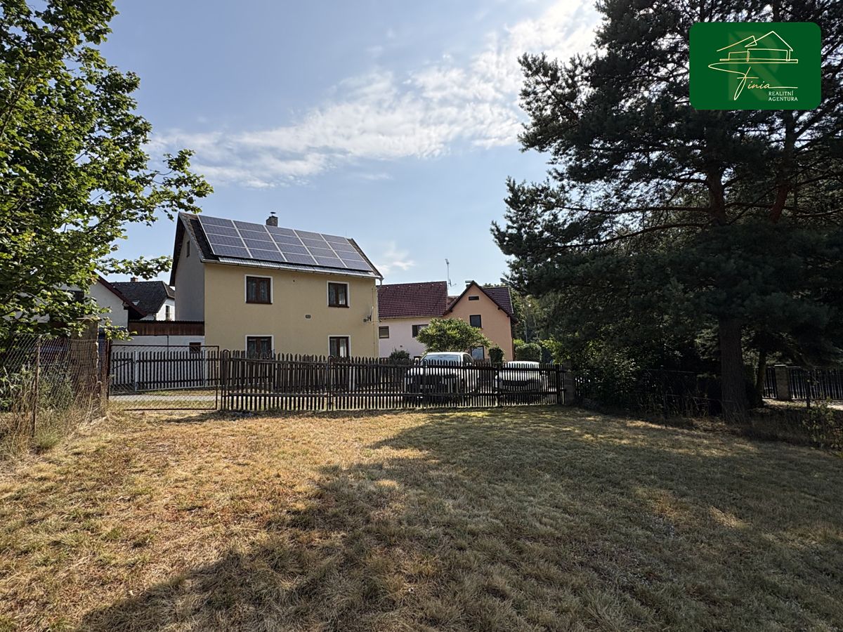 Pronájem zahrady 776 m² – fotografie 3