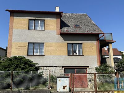 Prodej rodinného domu 213 m², pozemek 736 m²