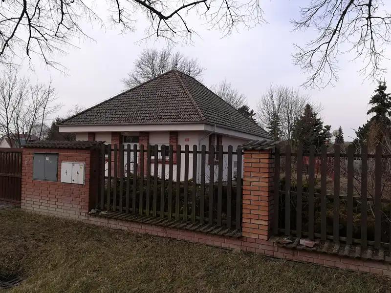 Prodej kanceláře 85 m², Městec Králové – náhled fotky 2