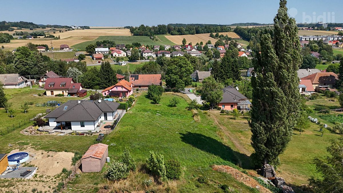 Prodej stavebního pozemku 2678 m² – fotografie 3