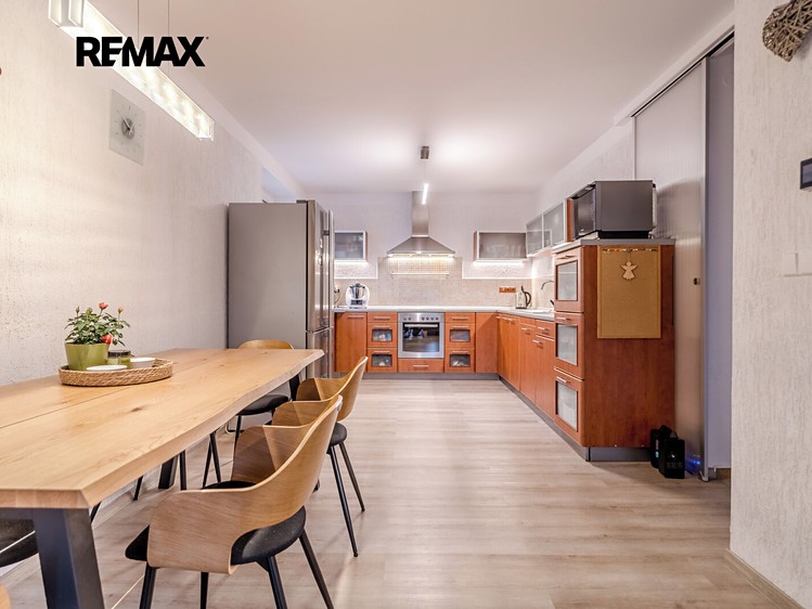 Wohnung 4+kk zum Kauf, 174 m² (3 von 23)