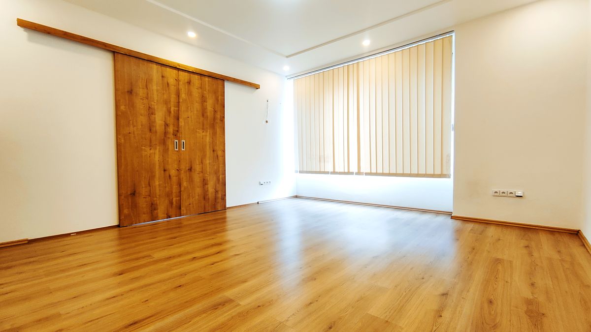 Pronájem bytu 2+kk 60 m² – fotografie 2