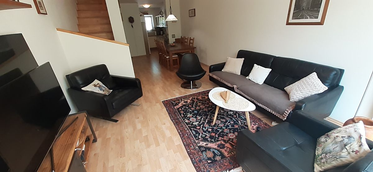 Prodej rodinného domu 130 m², pozemek 145 m² – fotografie 3
