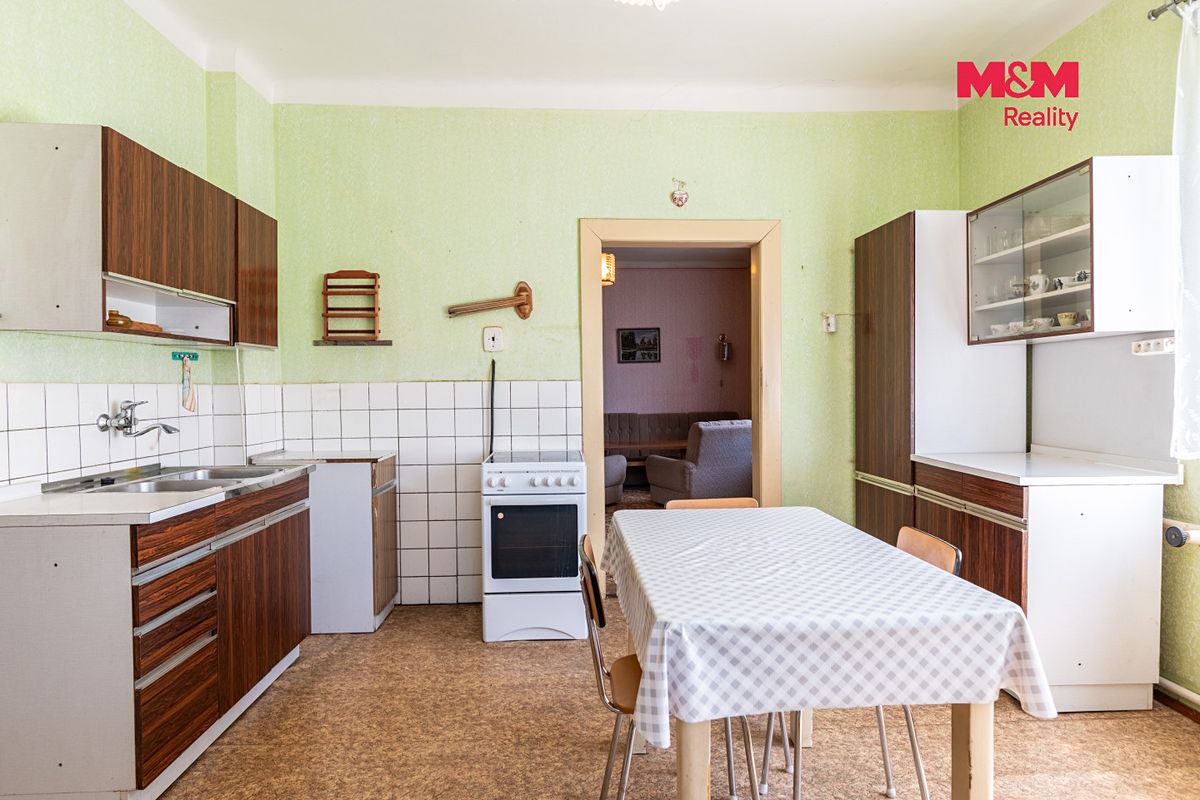 Prodej rodinného domu 115 m², pozemek 1120 m² – fotografie 2