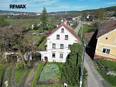 Prodej  rodinného domu 250 m², pozemek 5 370 m²