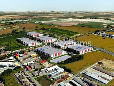Pronájem výrobní haly, prostoru 12900 m²