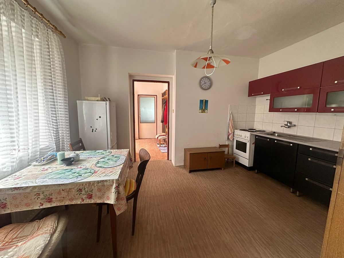 Prodej rodinného domu 90 m², pozemek 1112 m² – fotografie 5