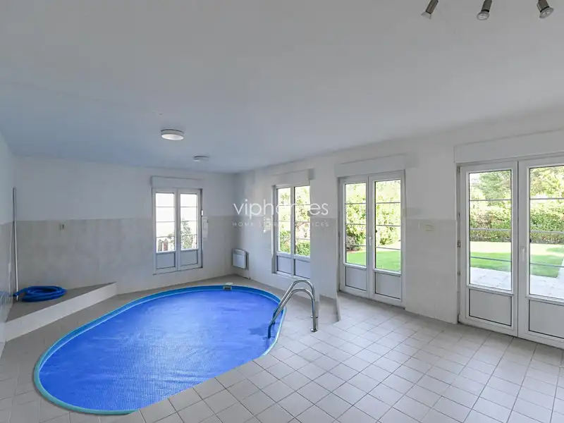 Pronájem vily 365 m², pozemek 539 m², Praha – náhled fotky 2