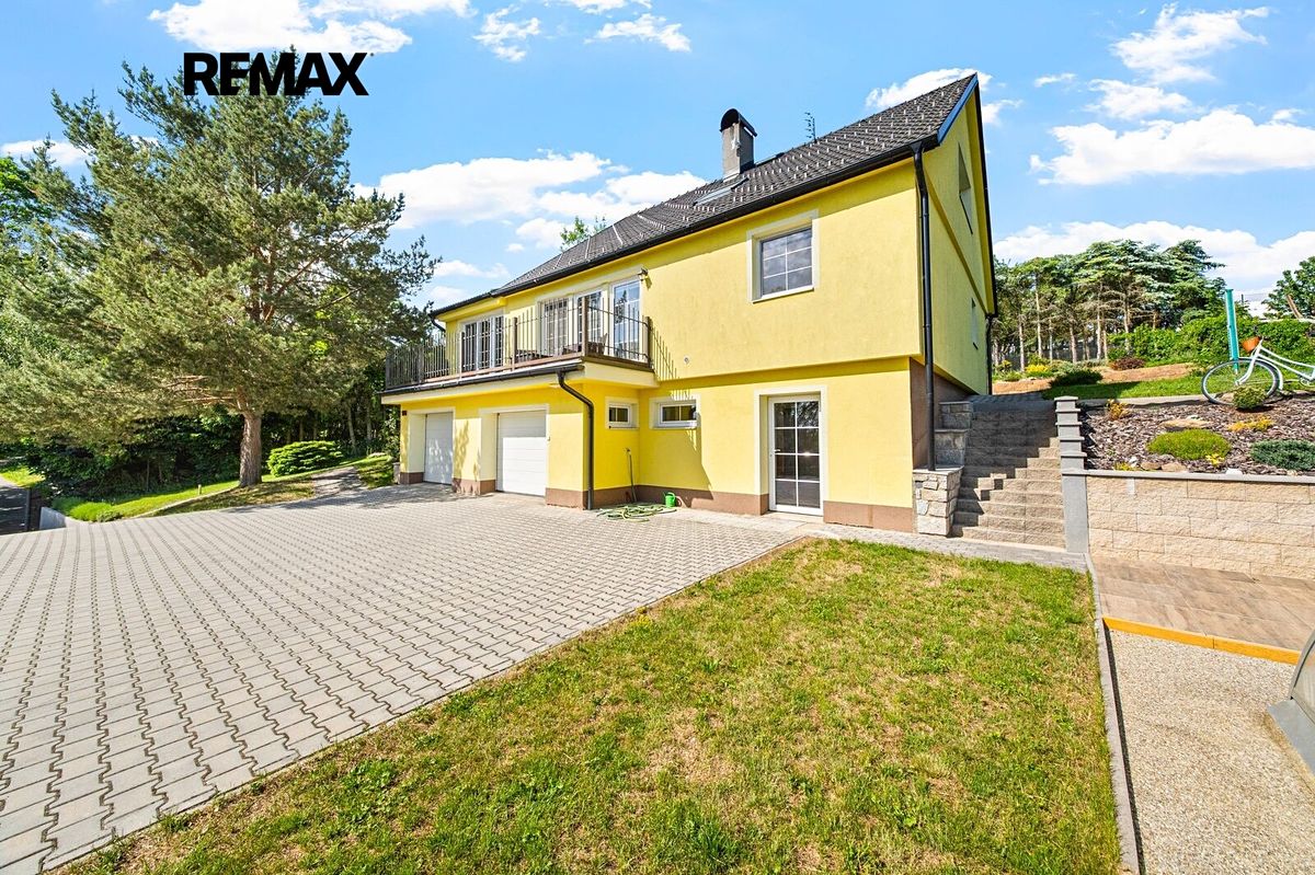 Prodej rodinného domu 300 m², pozemek 150 m²