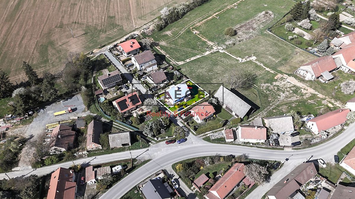 Prodej rodinného domu 126 m², pozemek 598 m² – fotografie 5