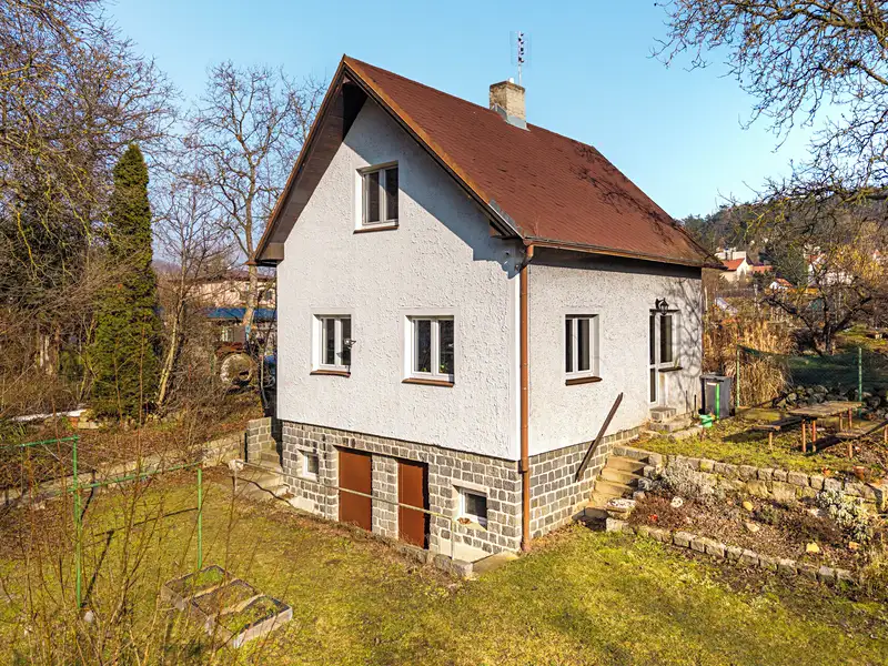 Prodej rodinného domu 80 m², pozemek 1203 m², Husinec – náhled fotky 1