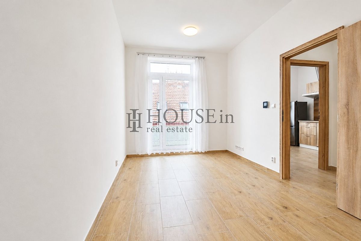 Pronájem bytu 1+1 35 m²