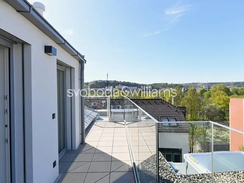 Prodej bytu 6 pokojů a více 205 m², Praha – náhled fotky 3