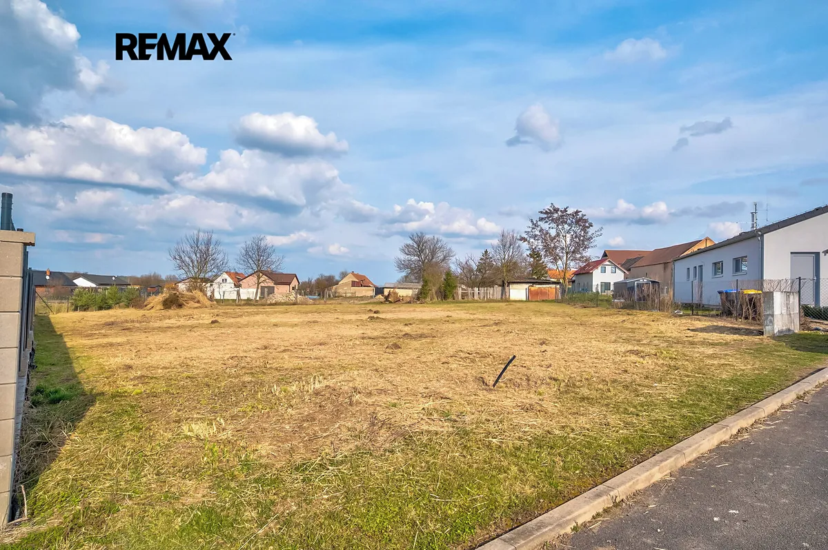 Prodej stavebního pozemku 1104 m²
