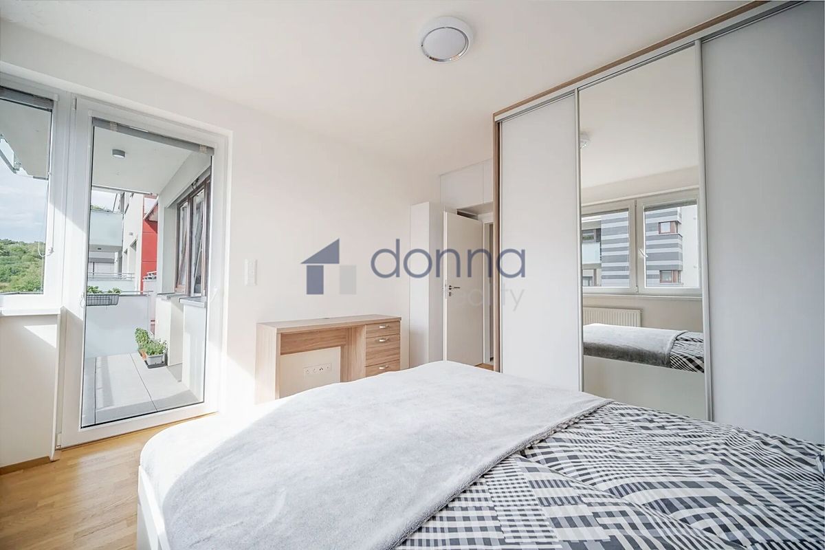 Pronájem bytu 2+kk 57 m²