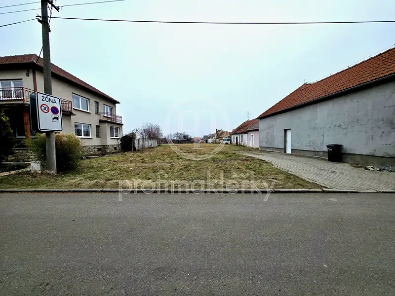 Prodej stavebního pozemku 2298 m², Moravský Žižkov – náhled fotky 1