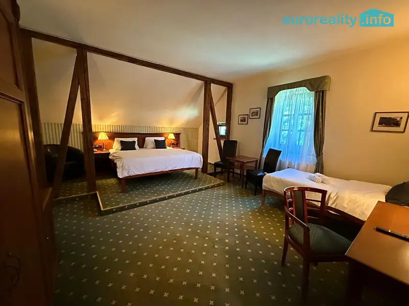 Pronájem rodinného domu 160 m², pozemek 378 m², Zádub-Závišín – náhled fotky 2