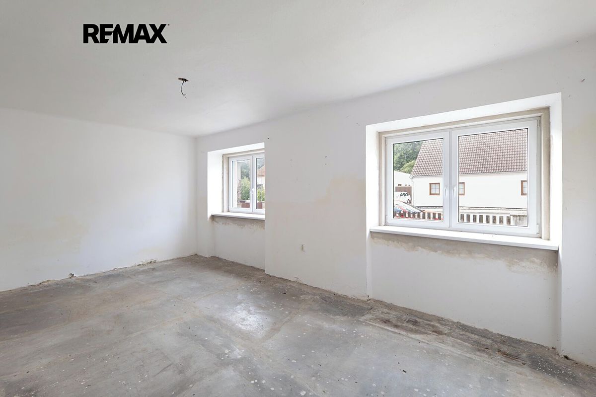 Prodej rodinného domu 136 m², pozemek 378 m² – fotografie 3