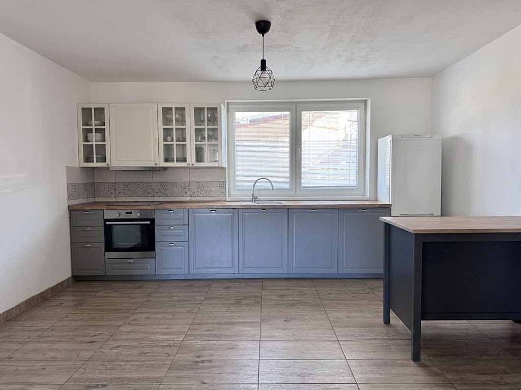 Prodej rodinného domu 164 m², pozemek 340 m² – fotografie 4