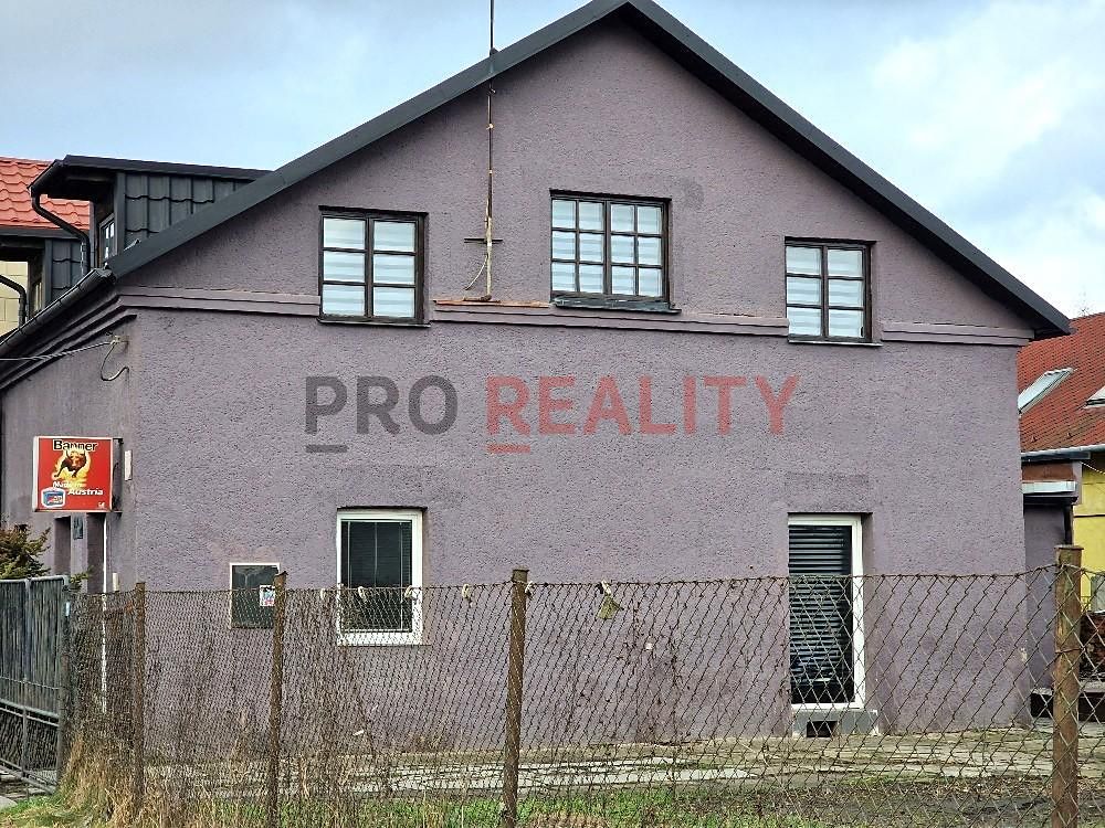 Prodej rodinného domu 156 m², pozemek 241 m² – fotografie 4