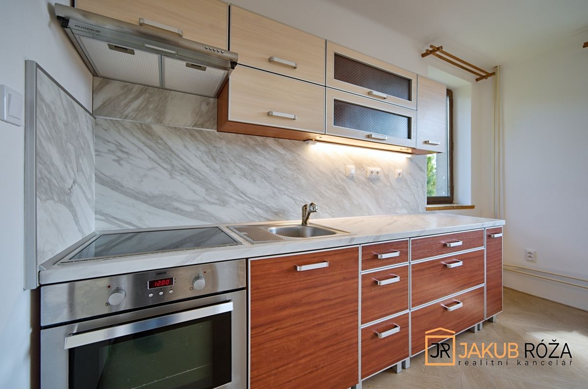 Pronájem bytu 2+1 69 m² – fotografie 2
