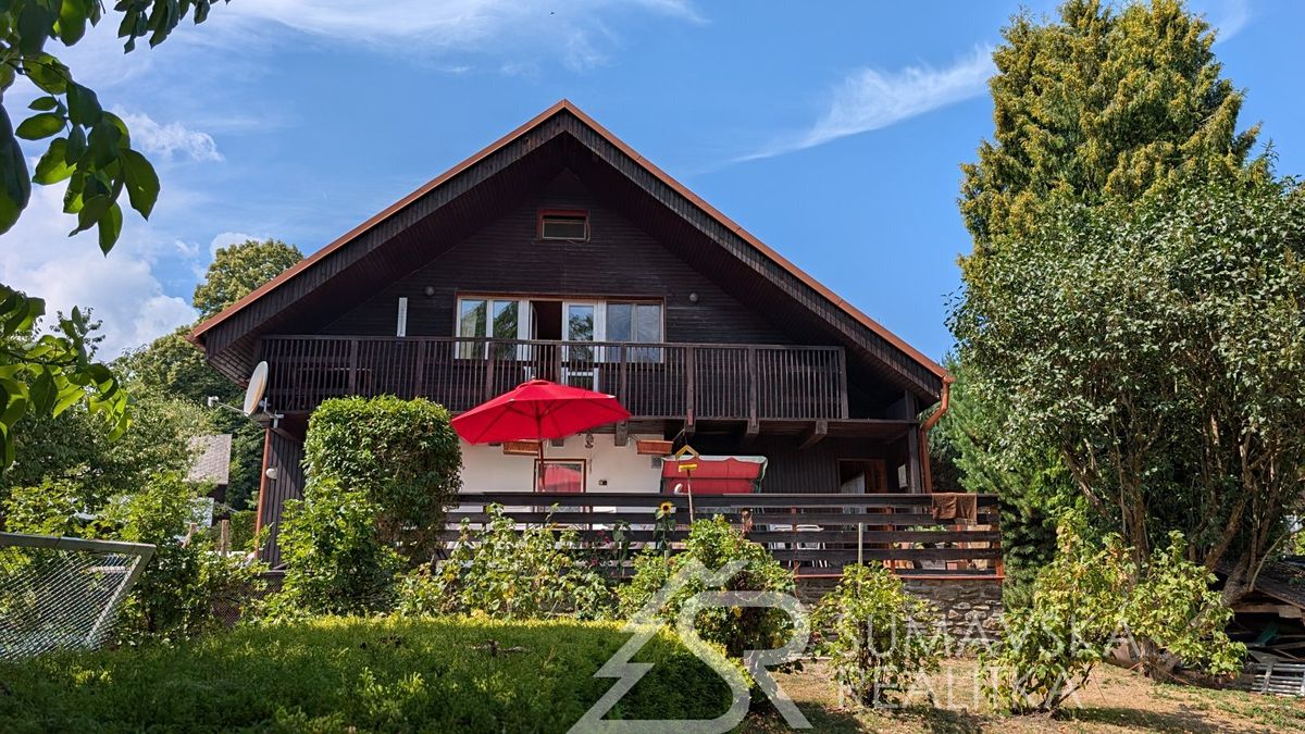 Prodej rodinného domu 203 m², pozemek 4409 m² – fotografie 3