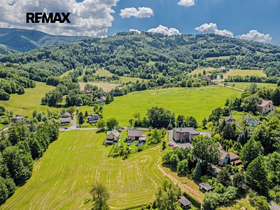 Prodej  stavebního pozemku 1 178 m²