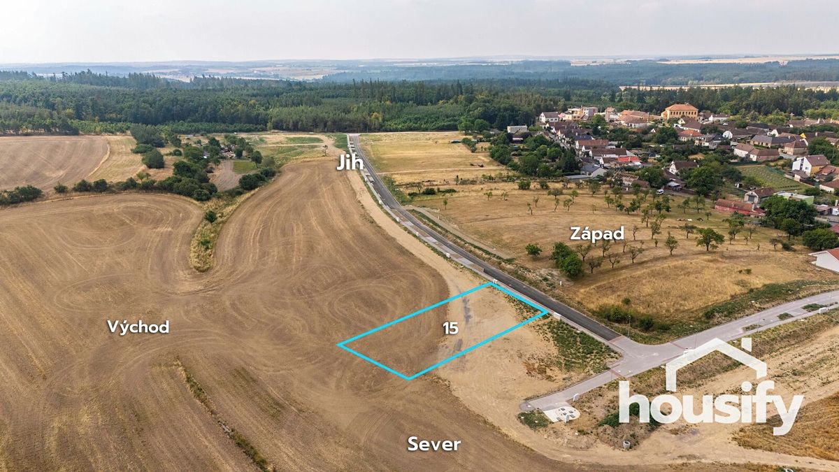 Prodej stavebního pozemku 1253 m² – fotografie 3