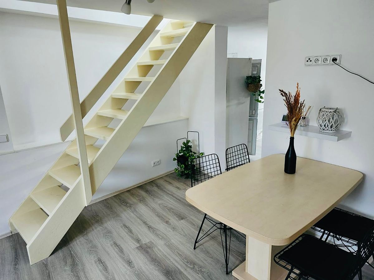 Pronájem bytu atypický 93 m² – fotografie 5