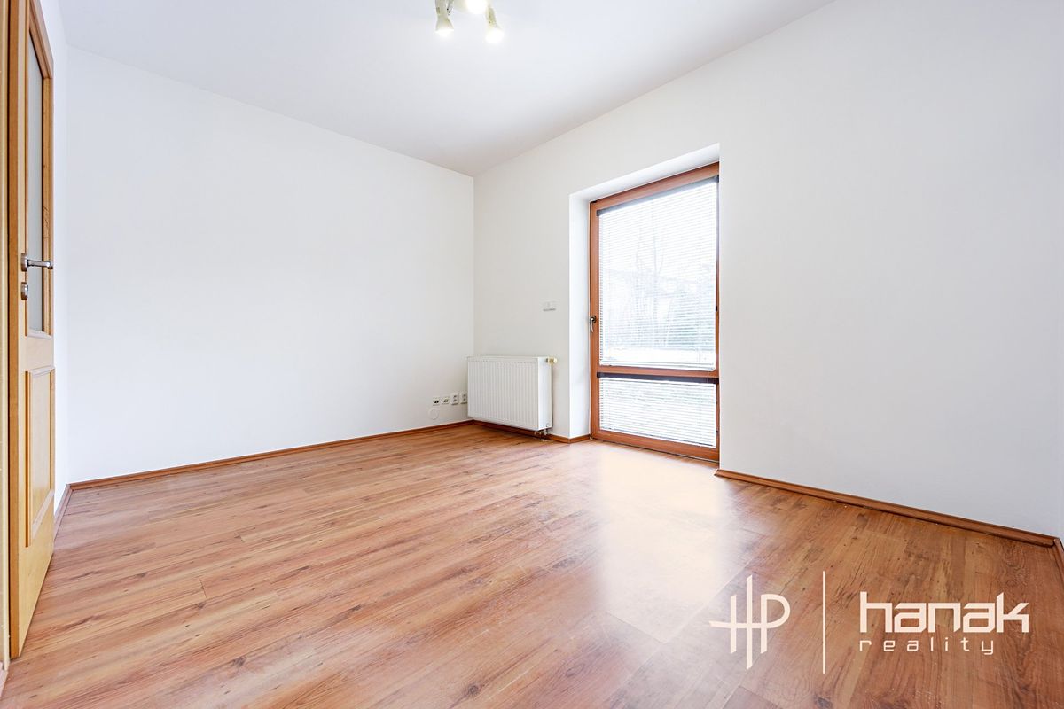Prodej rodinného domu 259 m², pozemek 2016 m² – fotografie 5
