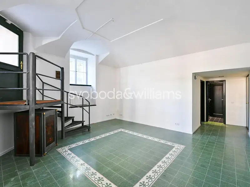 Prodej obchodního prostoru 132 m², Praha – náhled fotky 1