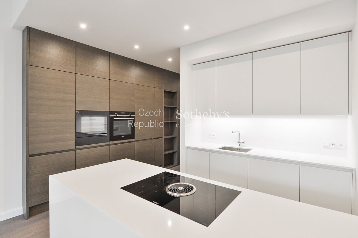 Pronájem bytu 3+kk 95 m²