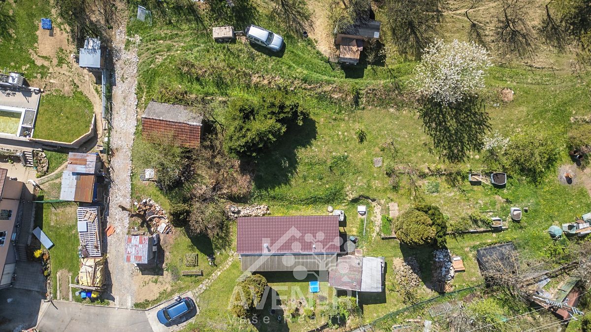 Prodej stavebního pozemku 1674 m² – fotografie 3