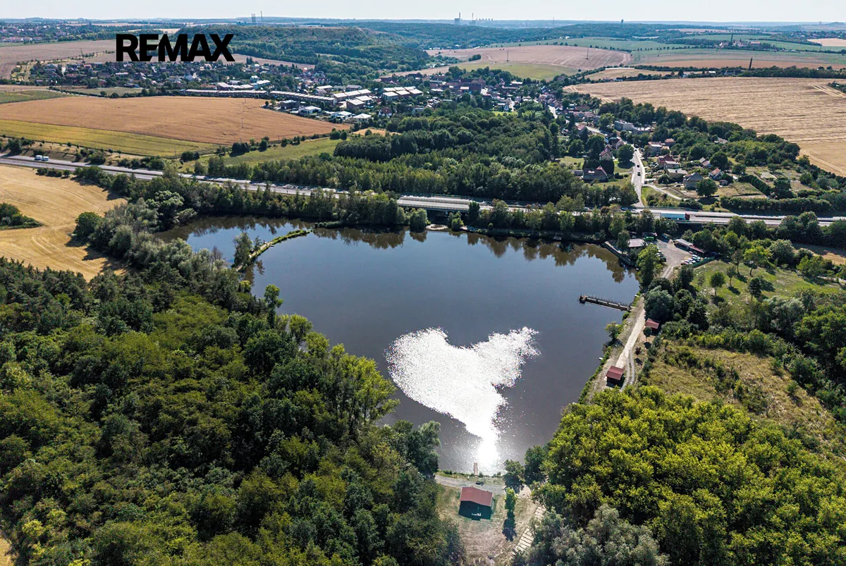 Prodej rybníku (vodní plochy) 36170 m²
