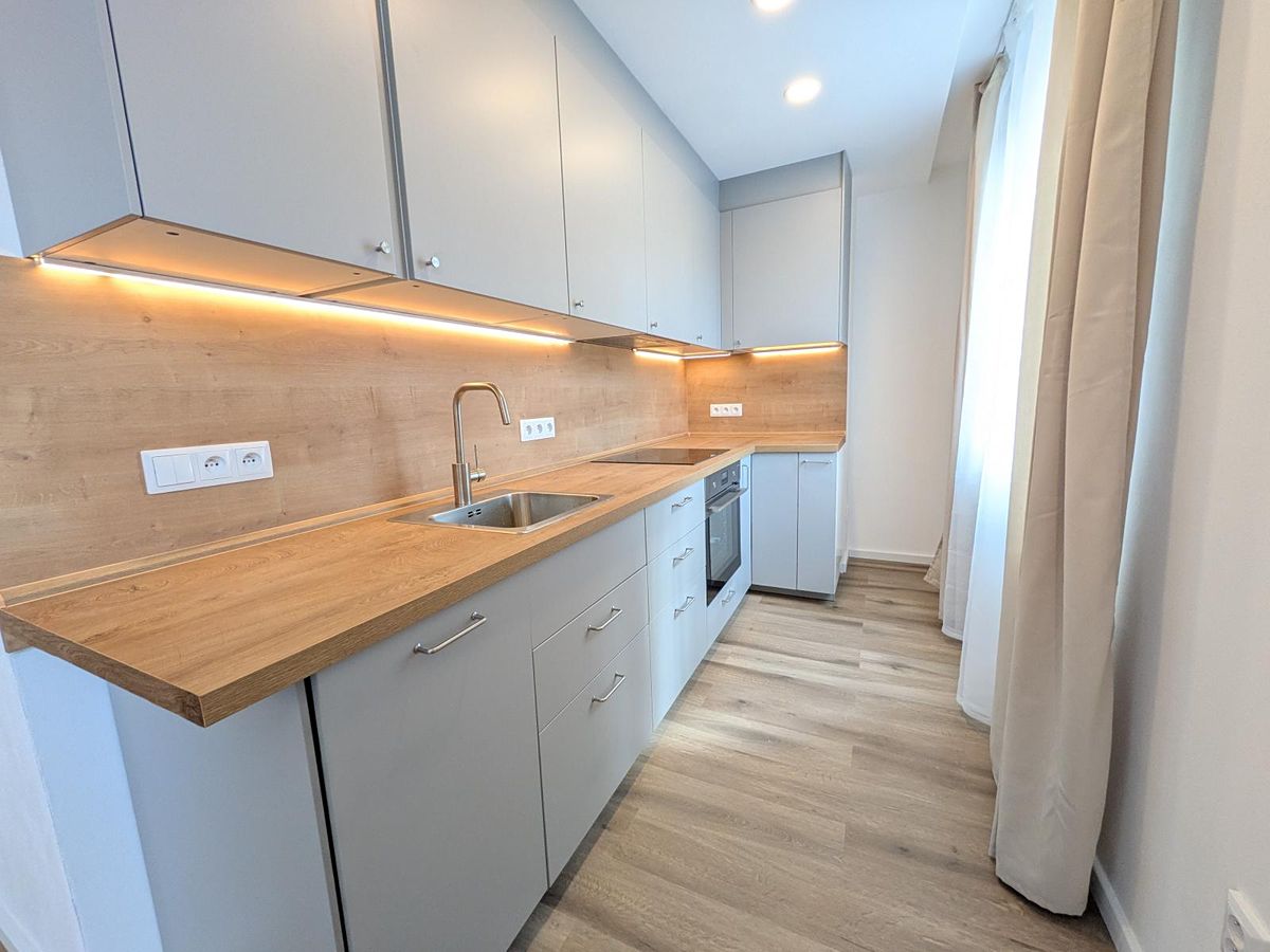 Pronájem bytu 3+kk 73 m²