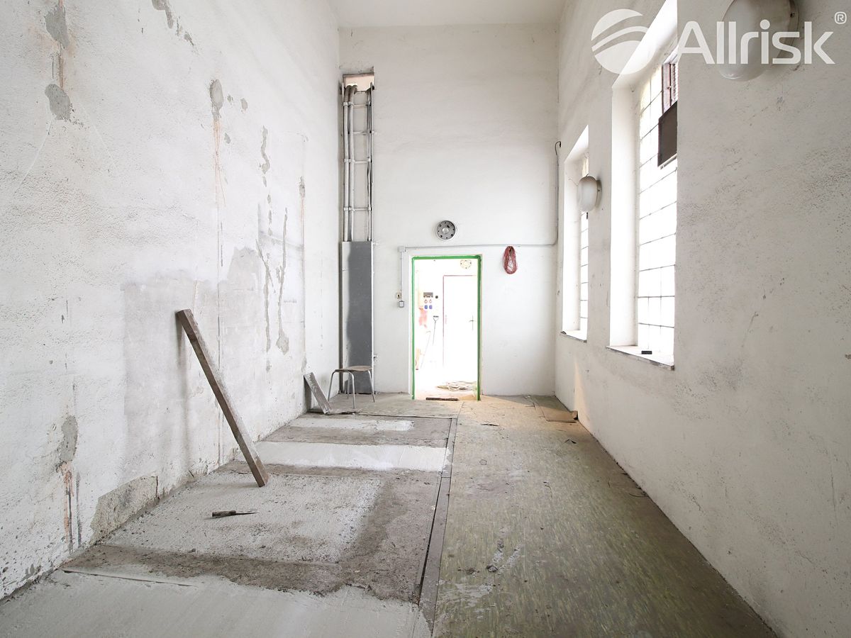 Pronájem skladového prostoru 150 m² – fotografie 3
