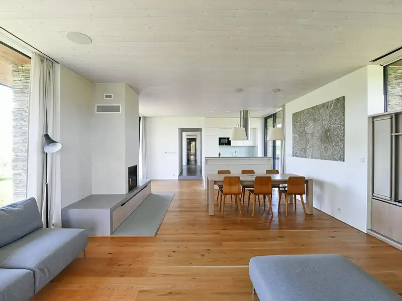 Prodej rodinného domu 197 m², pozemek 4450 m², Železný Brod – náhled fotky 3