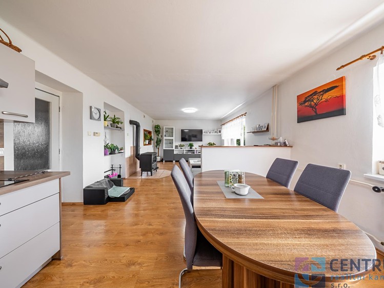 Будинок на продаж, 243 м² (4 з 26)