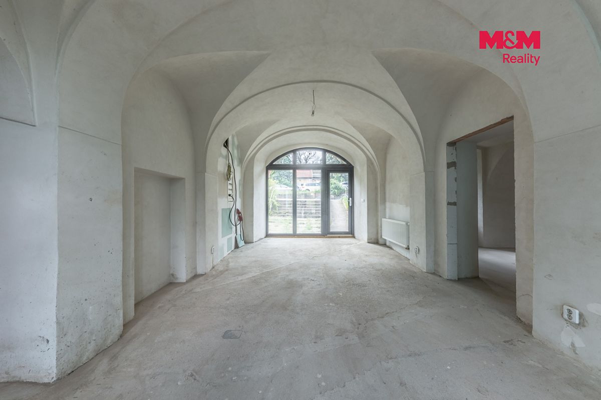 Pronájem komerční nemovitosti 57 m² – fotografie 2