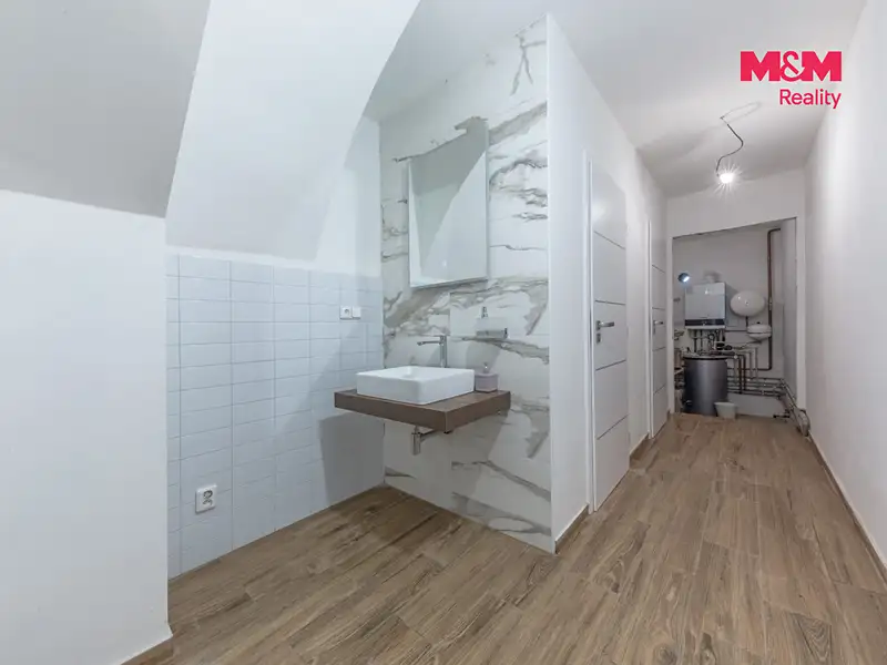 Pronájem komerční nemovitosti 57 m², Zdiby – náhled fotky 3