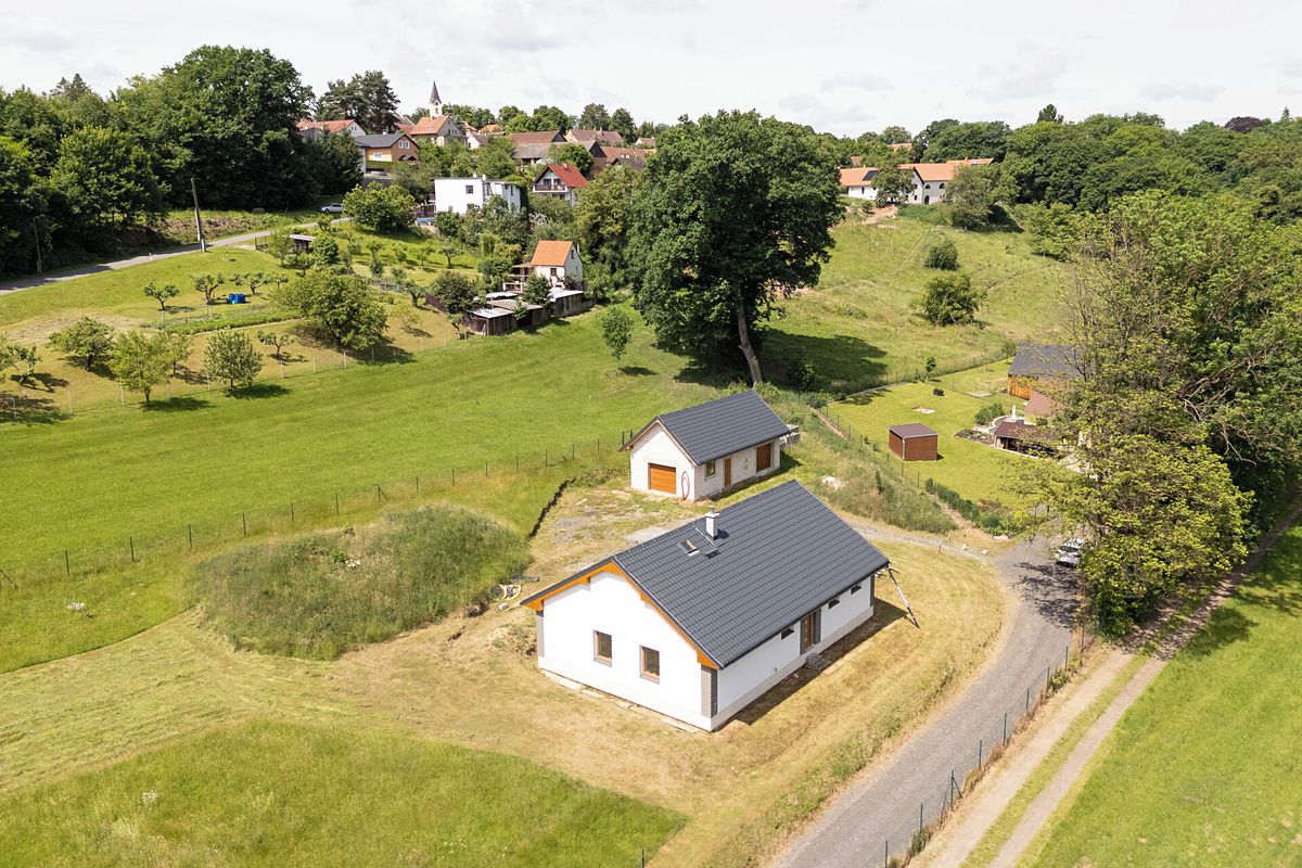 Prodej rodinného domu 127 m², pozemek 3187 m²