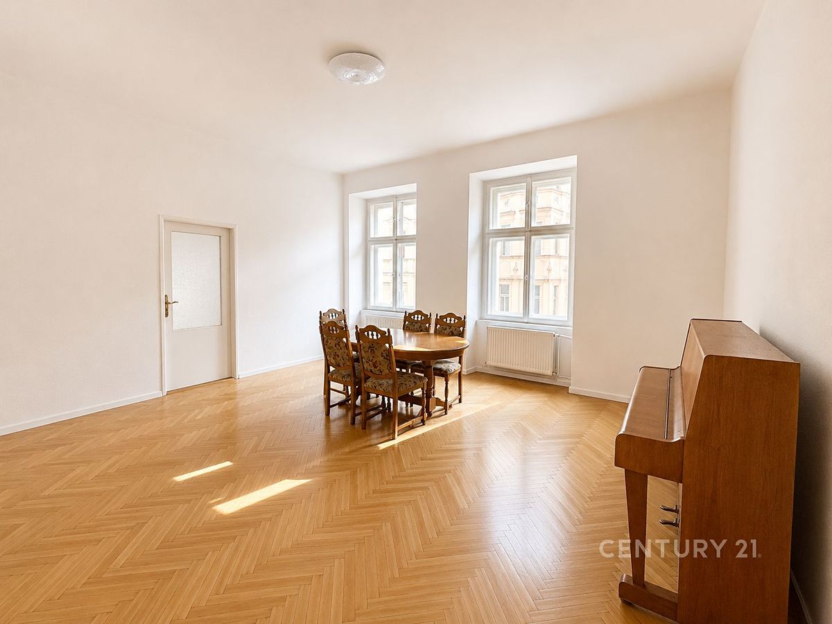 Pronájem bytu 3+kk 68 m²