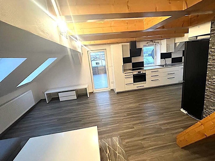 Комерційне приміщення на продаж, 700 м² (6 з 35)